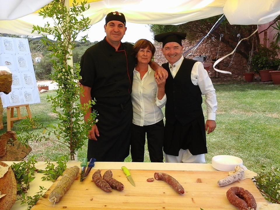 Hotel Ristorante La Tana Di Li Mazzoni Trinità dʼAgultu Екстериор снимка